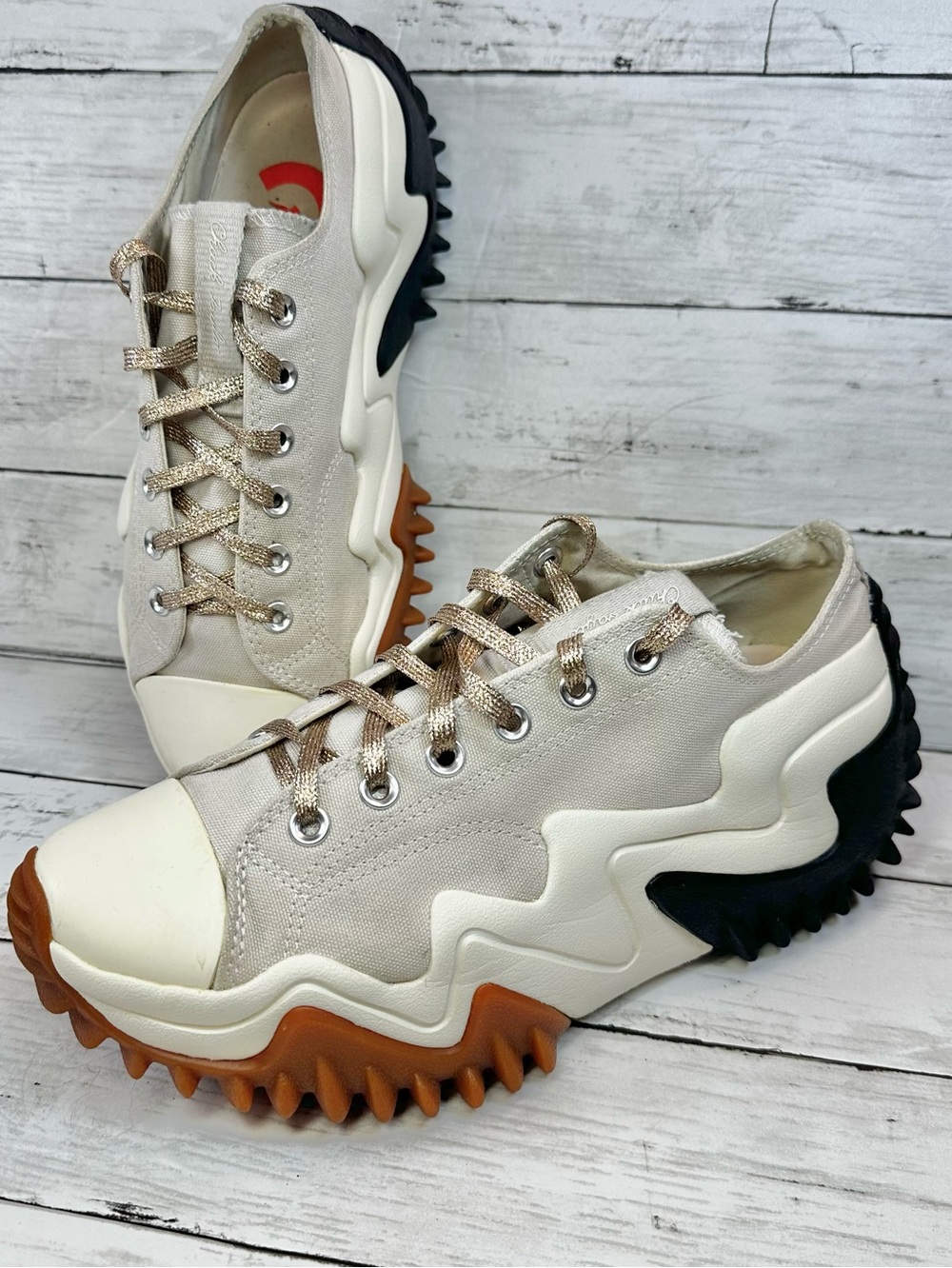 Converse Run Star Motion Platform Women’s 10.5 Men 9